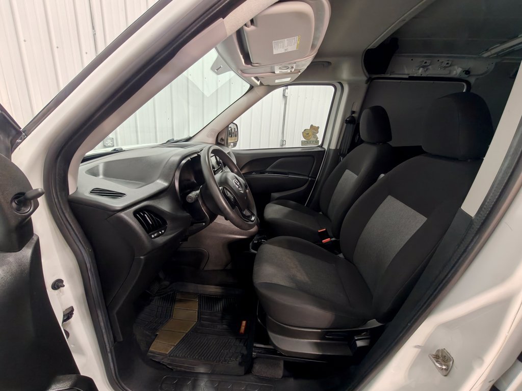 Used 2022 RAM ProMaster City Tradesman FWD image 21