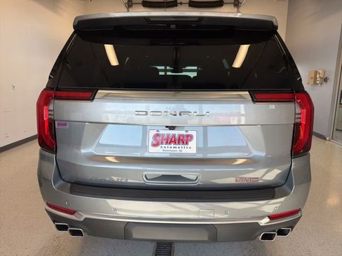 Used 2026 GMC Yukon XL Denali w/ Sun & Power Step Package image 10