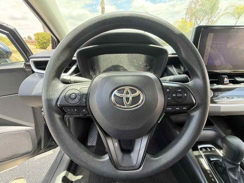 Used 2023 Toyota Corolla LE FWD image 22