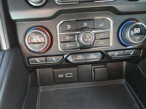 Used 2023 Chevrolet Tahoe LT w/ Luxury Package image 29