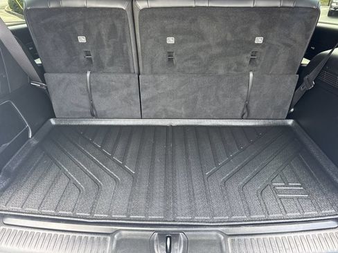 Used 2022 Jeep Wagoneer Series II RWD image 18