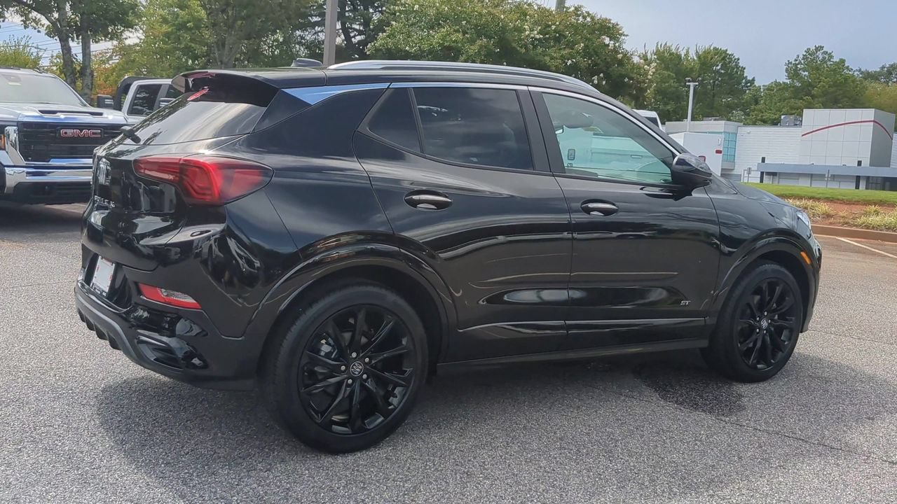 Used 2026 Buick Encore GX Sport Touring w/ Comfort Package FWD image 8