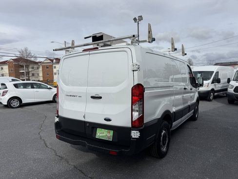 Used 2016 Ford Transit 150 130 Low Roof RWD image 3