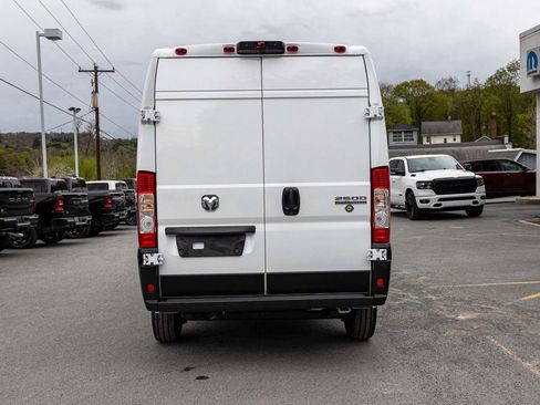 New 2026 RAM ProMaster 2500 FWD image 5