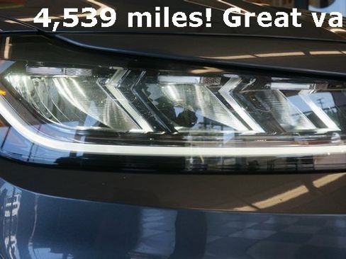 Certified 2025 Volkswagen Jetta SE image 62