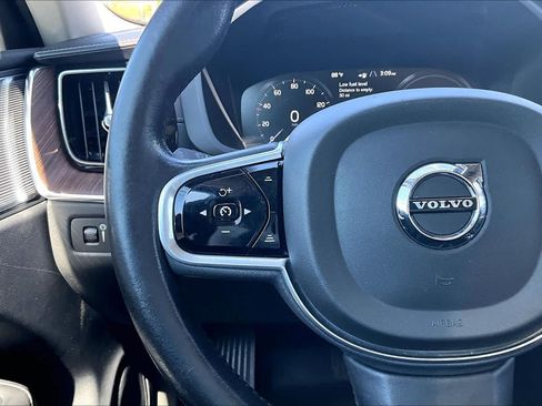 Used 2019 Volvo XC60 T8 Inscription w/ Advanced Package AWD/4WD image 23