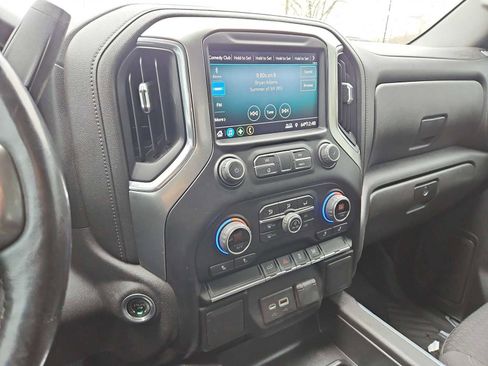 Used 2021 Chevrolet Silverado 1500 RST image 27