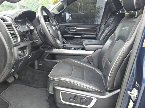 Used 2024 RAM 1500 Laramie AWD/4WD image 10