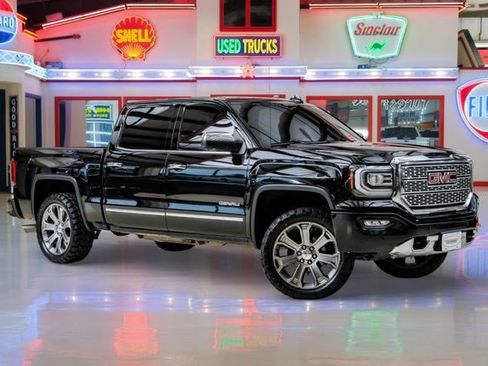 Used 2018 GMC Sierra 1500 Denali image 1