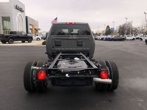 New 2026 RAM 4500 Tradesman w/ Chrome Appearance Group image 17