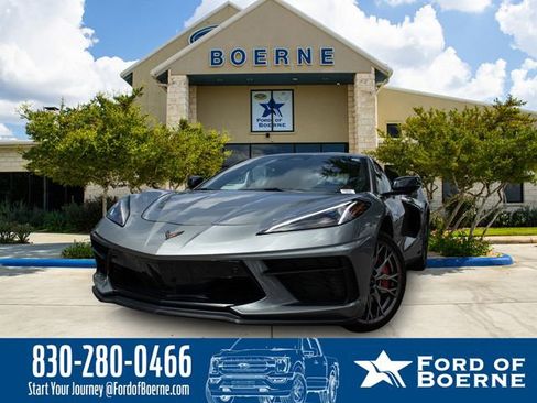 Used 2024 Chevrolet Corvette Stingray Preferred Cpe w/ Z51 Performance Package RWD image 1