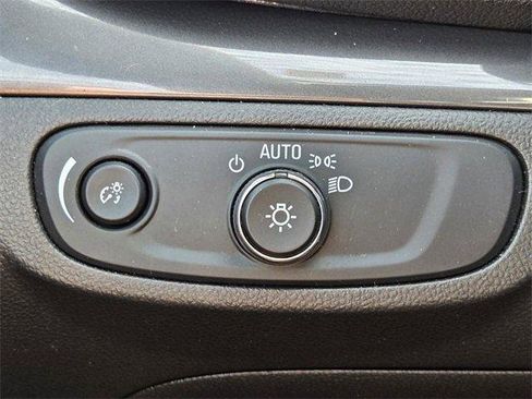 Used 2017 Buick Encore Preferred image 21