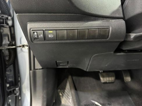 Used 2024 Toyota Corolla LE image 26