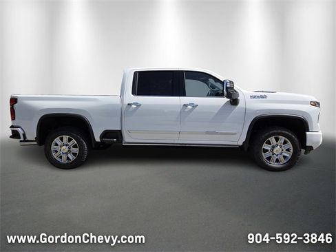 New 2026 Chevrolet Silverado 2500 High Country w/ High Country Premium Package image 8