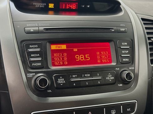 Used 2015 Kia Sorento LX AWD/4WD image 21