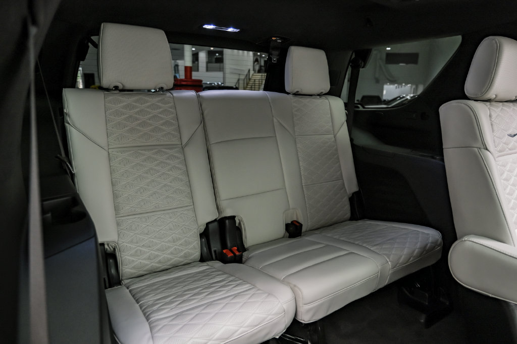 Used 2025 Cadillac Escalade Sport Platinum AWD/4WD image 44