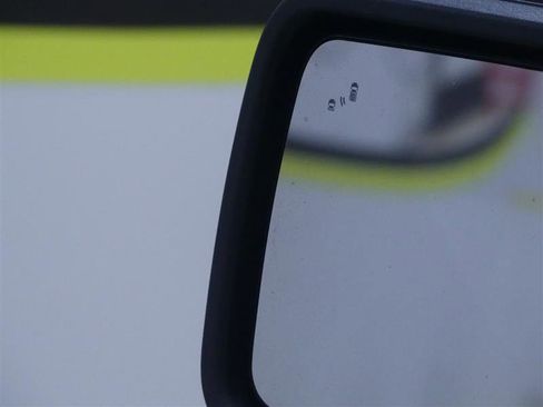 Used 2021 Ford F150 XLT image 25