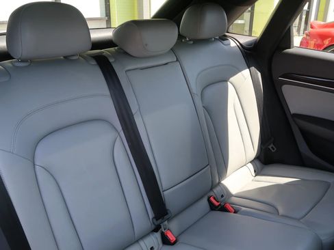 Used 2016 Audi Q3 2.0T Premium Plus w/ Technology Package image 24