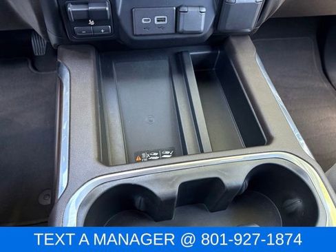 Used 2020 GMC Sierra 1500 SLT w/ SLT Premium Plus Package AWD/4WD image 32