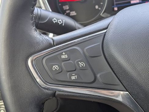 Used 2019 Chevrolet Equinox LT image 30