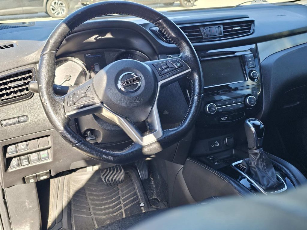 Used 2020 Nissan Rogue Sport SL AWD/4WD image 19