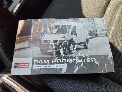 Certified 2022 Jeep Renegade Latitude AWD/4WD image 33
