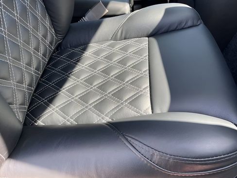 New 2025 GMC Savana 2500 Extended w/ Driver Convenience Package image 13