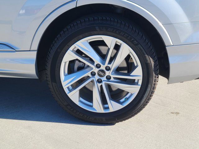 Used 2022 Audi Q7 3.0T Premium Plus AWD/4WD image 19