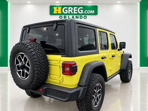Used 2024 Jeep Wrangler Unlimited Rubicon w/ Technology Group AWD/4WD image 6