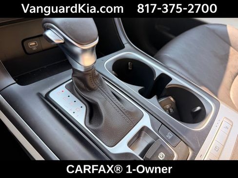 Certified 2024 Kia Carnival LX FWD image 23