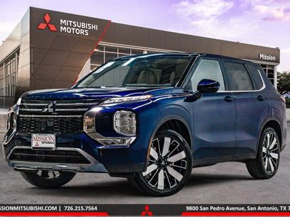 New 2025 Mitsubishi Outlander SE