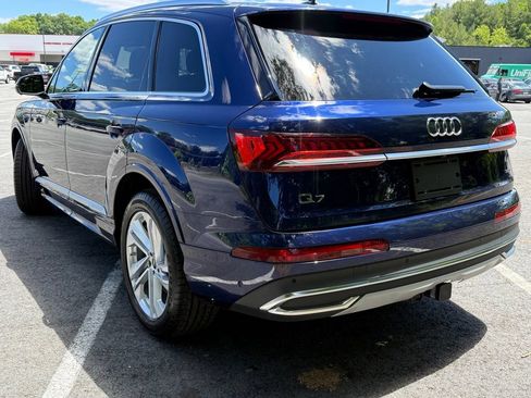 Used 2023 Audi Q7 2.0T Premium w/ Convenience Package AWD/4WD image 4