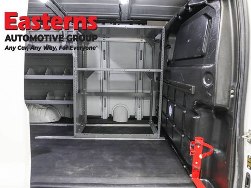 Used 2018 Chevrolet Express 2500 w/ Driver Convenience Package RWD image 22