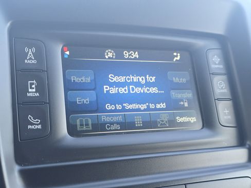 Used 2016 Chrysler 200 S image 9