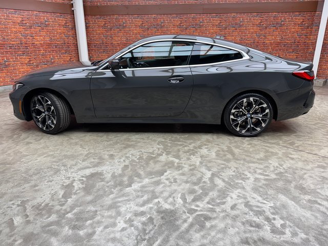 Used 2026 BMW 430i xDrive Coupe w/ Premium Package AWD/4WD image 2