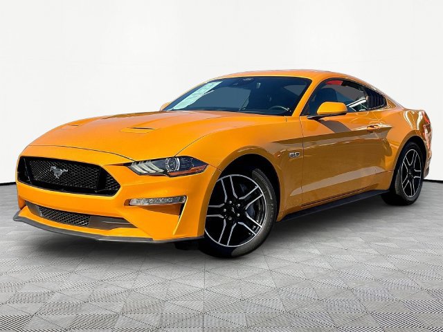 Used 2022 Ford Mustang GT w/ Equipment Group 301A RWD image 3