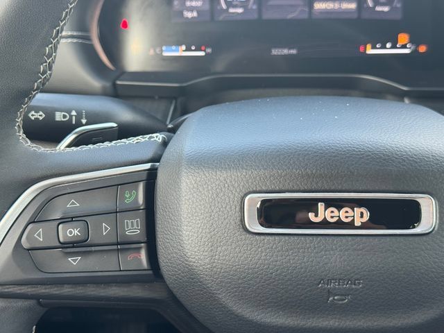 Certified 2023 Jeep Grand Cherokee L Laredo w/ Luxury Tech Group I AWD/4WD image 27
