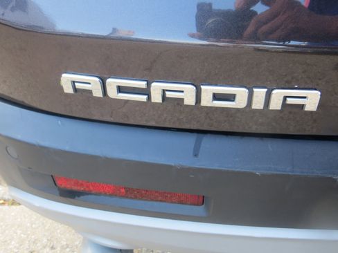 Used 2018 GMC Acadia SLE w/ Driver Alert Package I image 7