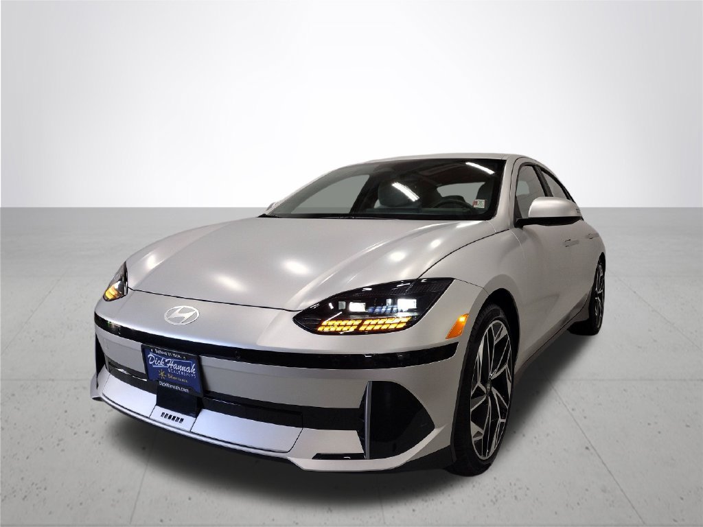 Certified 2023 Hyundai Ioniq 6 SEL w/ Cargo Package RWD image 2