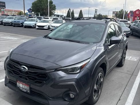 Used 2024 Subaru Crosstrek 2.5i Limited w/ Crosstrek Mirror Package AWD/4WD image 3