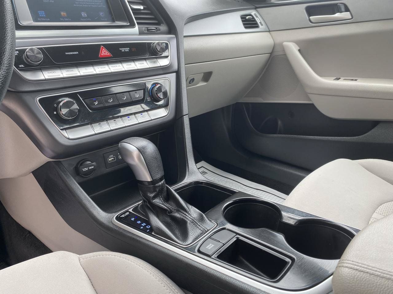 Used 2019 Hyundai Sonata SE FWD image 21