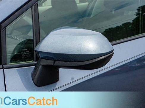 Used 2021 Toyota Corolla LE FWD image 18