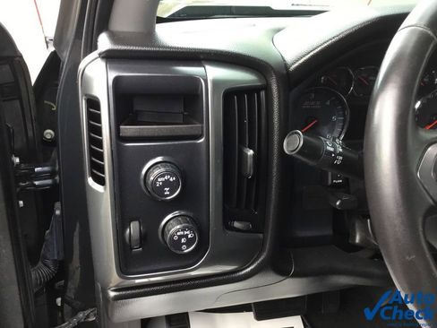 Used 2017 Chevrolet Silverado 1500 LT w/ All Star Edition image 26