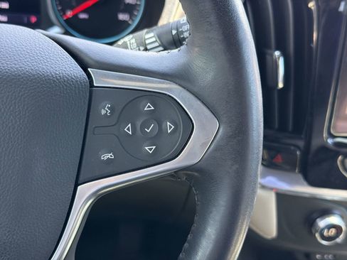 Used 2022 Chevrolet Traverse LT w/ LT Premium Package image 20