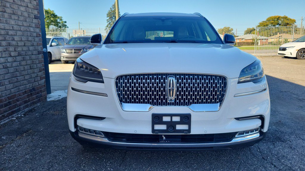 Used 2021 Lincoln Aviator Reserve w/ Equipment Group 201A AWD/4WD image 3