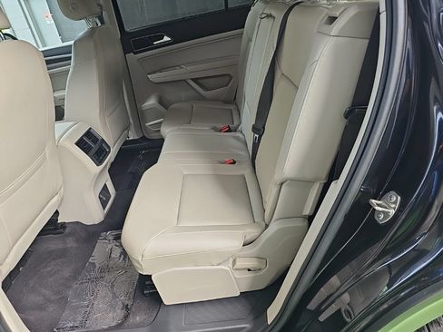 Used 2018 Volkswagen Atlas SE AWD/4WD image 33