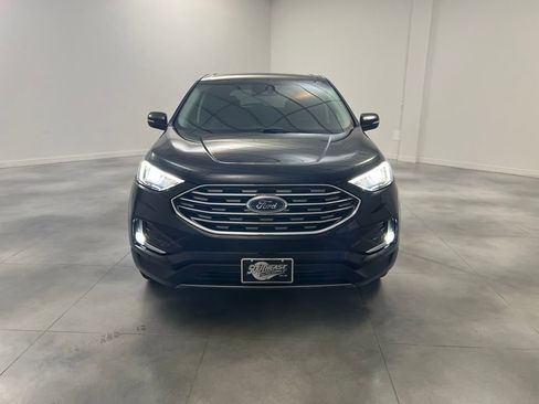 Used 2024 Ford Edge Titanium AWD/4WD image 2