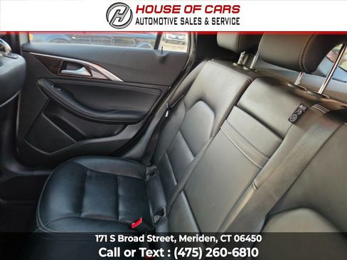 Used 2017 INFINITI QX30 Premium w/ Navigation Package AWD/4WD image 37