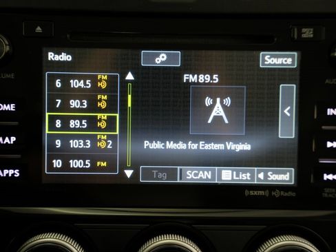 Used 2016 Subaru Forester 2.5i Limited image 21