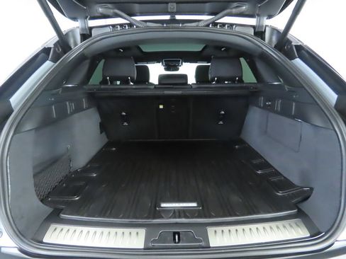 Used 2025 Land Rover Range Rover Velar Dynamic SE image 29